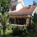 Five Cloves Pool Villa